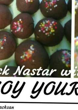 Black nastar with dates jam