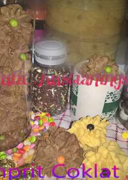 Kue Semprit Coklat