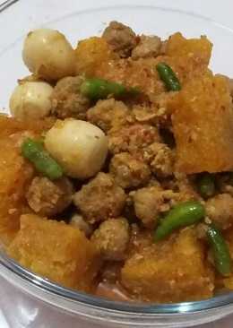 Sambel goreng krecek bola-bola daging