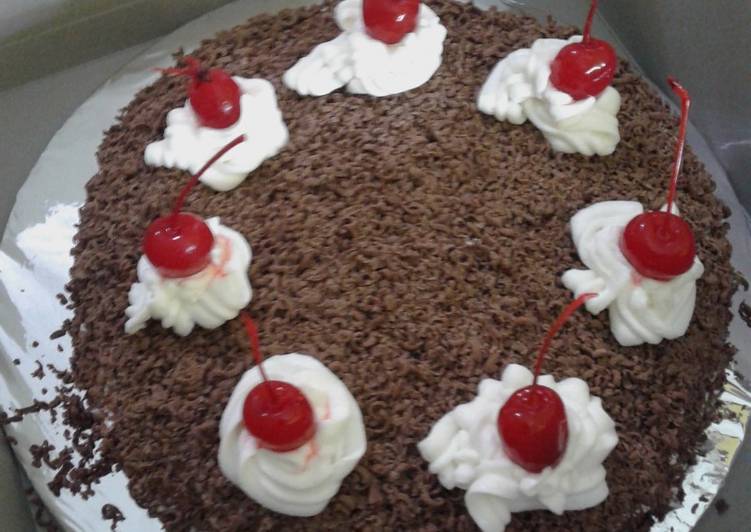 bahan dan cara membuat Black Forest Panggang