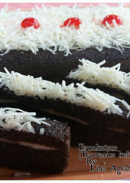 Bronketem (Brownies Kukus Ketan Item) "Source : Ricke Indriani"