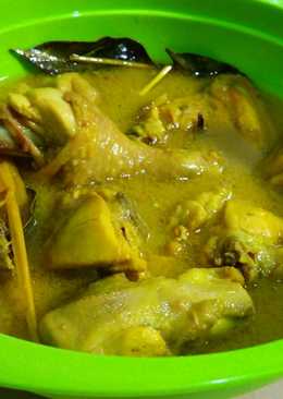 Ayam kuah kuning