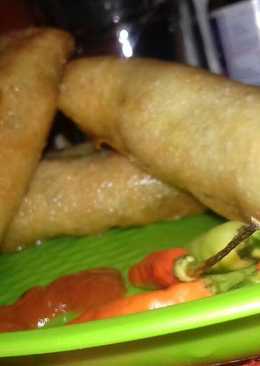 Lumpia ayam wortel