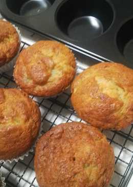 Banana Muffin ala mba Diah Didi...