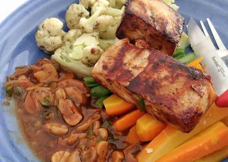 resep lengkap untuk Tuna steak with mushroom gravy