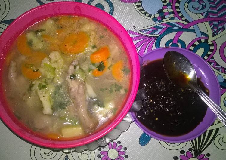 resep makanan Sup Ceker Ayam Sederhana (+Sambel Kecap)