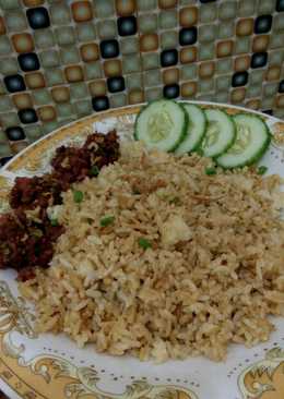 Nasi goreng kornet