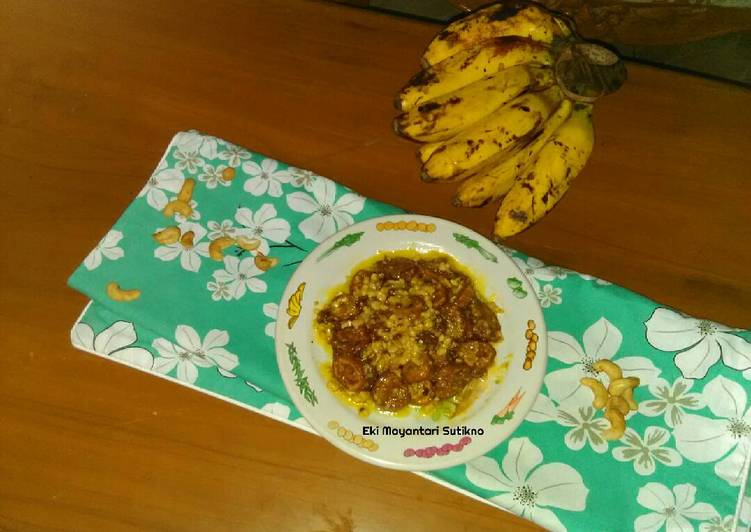 resep Pisang Goreng Uli Telur Siram Kacang