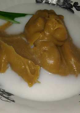 Bubur sumsum gula merah saus santan