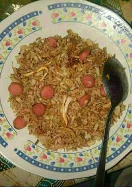 Nasgor ayam sosis