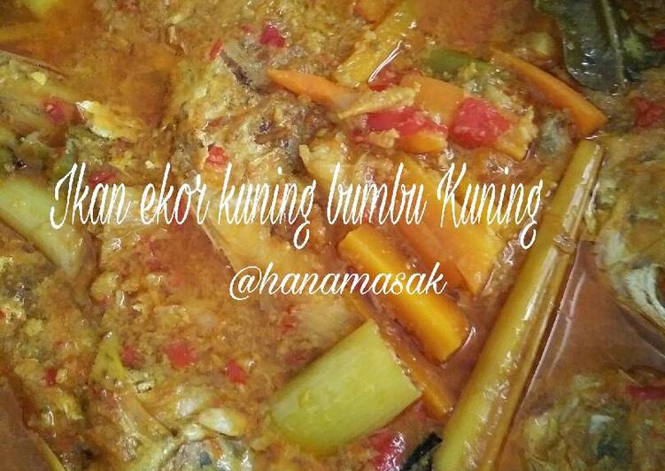 bahan dan cara membuat Ikan Ekor Kuning bumbu Kuning