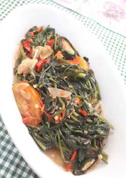 Tumis kangkung ala resto #bikinramdhanberkesan