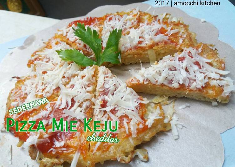 resep lengkap untuk Pizza Mie Keju