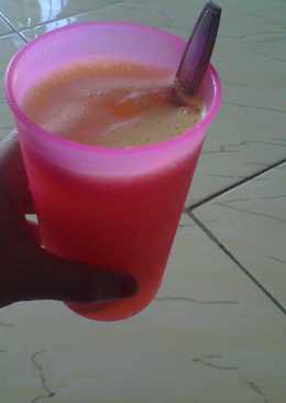 Jus campur nanas dan jeruk