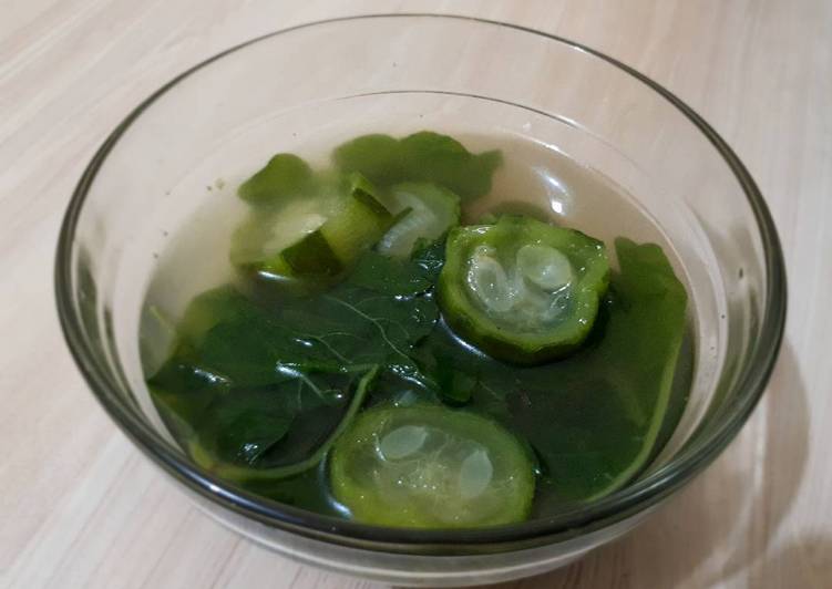 resep Sayur Bening Oyong Bayam