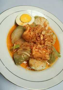 Lontong sayur (rebung)