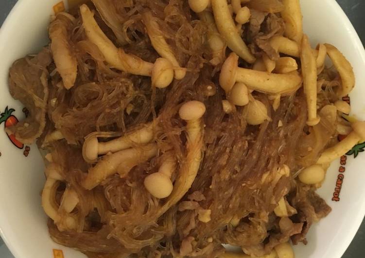 gambar untuk resep Beef mushroom shimeji vermicelli with satay sauce # kitaBerbagi