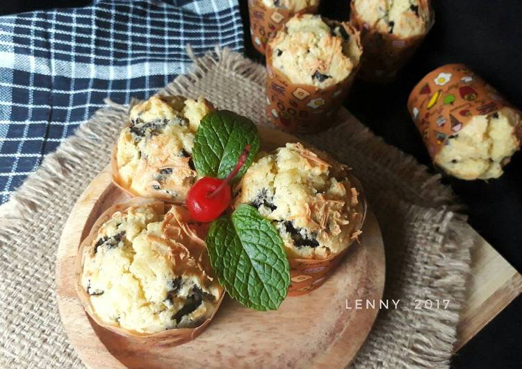 bahan dan cara membuat Muffin keju oreo