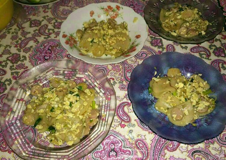 Resep Seblak bakso sosis By Ledy Sambow