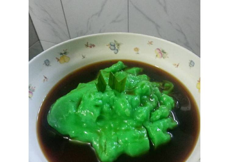 resep lengkap untuk Bubur sumsum pandan