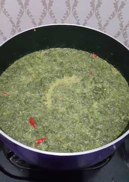 Sayur Daun Ubi Tumbuk (Santan)