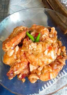 Udang goreng telor asin