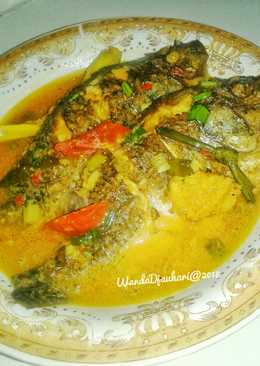Pesmol ikan mujair