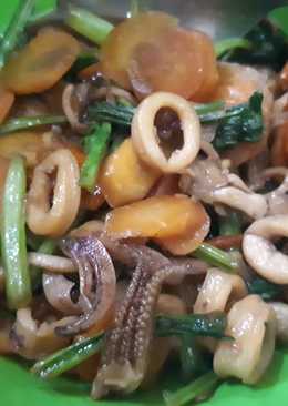 Cumi sayur kecap pedas