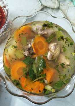 Sop ayam dan sayur bening