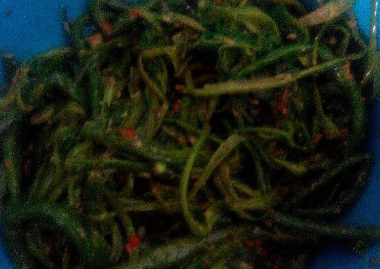 gambar untuk cara membuat Plecing kangkung dan kacang panjang