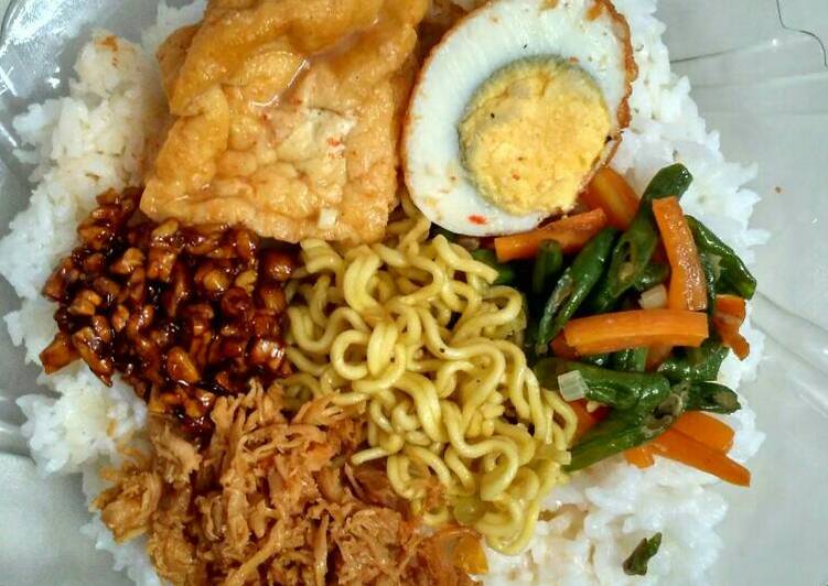 cara membuat Nasi Campur (Bumbu Rujak + Suwir Ayam Bali)