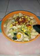 Soup baso ikan campur