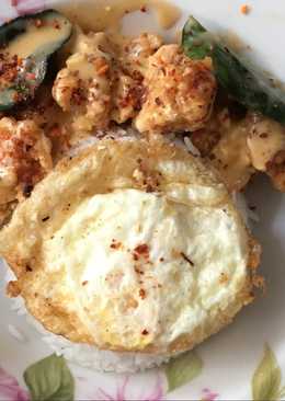 Ayam Goreng Saus Telur Asin - Chicken Salted Egg