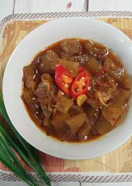 Oseng pedas kulit sapi/cecek