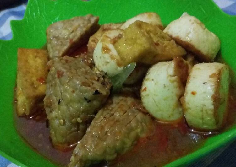 cara membuat Tahu tempe telor bumbu sambel goreng