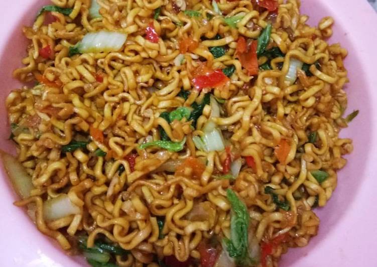 resep lengkap untuk Mie Goreng Super Pedas