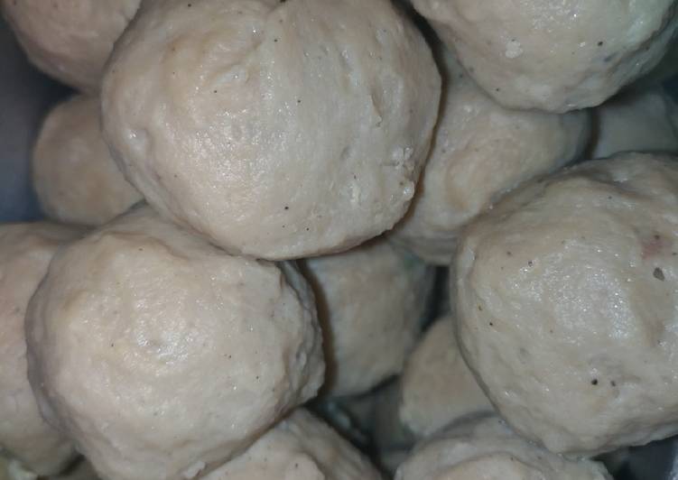 Pentol telur puyuh