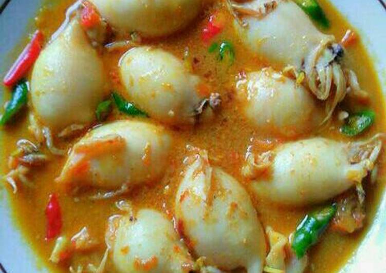 resep lengkap untuk Gulai cumi isi telur puyuh