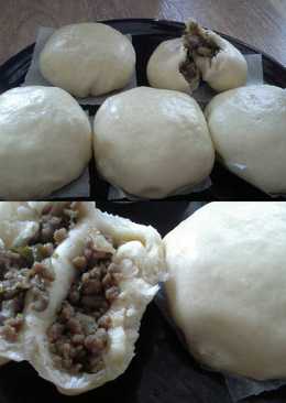Bakpao isi daging sapi