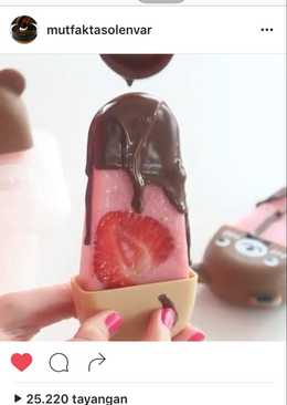 Ice cream strawberry