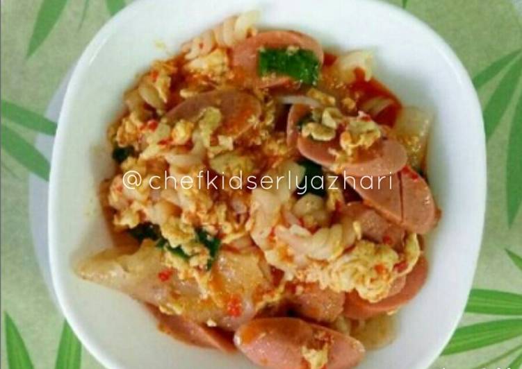Seblak sosis yummy