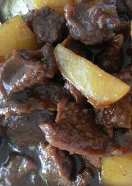 Semur daging sapi