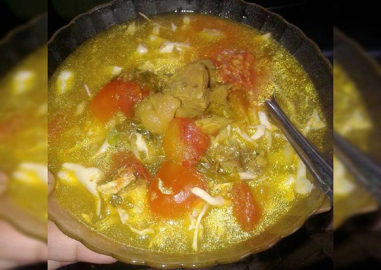 bahan dan cara membuat Soto tetelan kuah bening ??