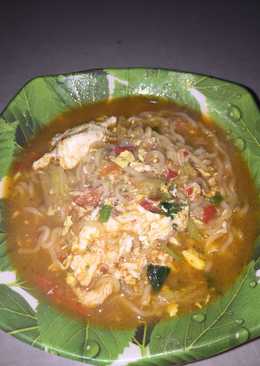 Mie kuah pedas