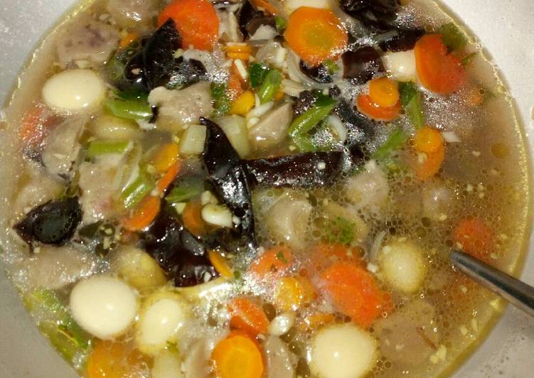 bahan dan cara membuat Sup kimlo tanpa soun