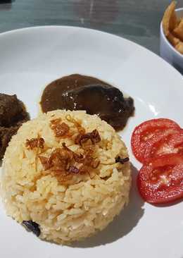 Nasi Minyak "Dadakan"