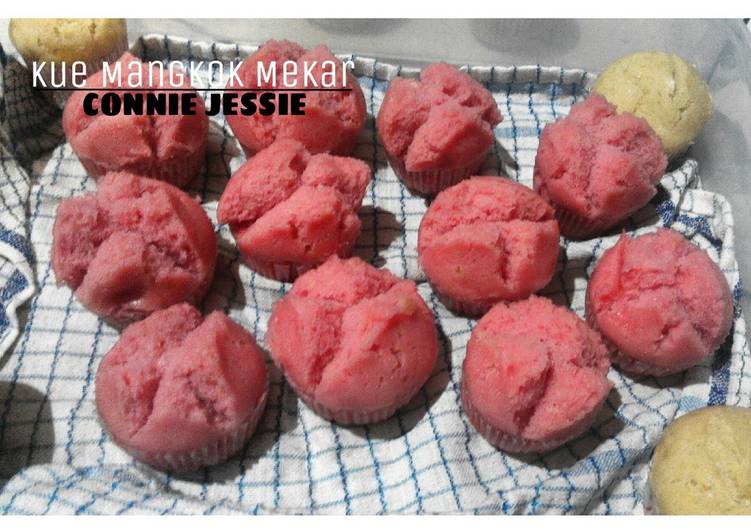 resep makanan Kue Mangkok Mekar