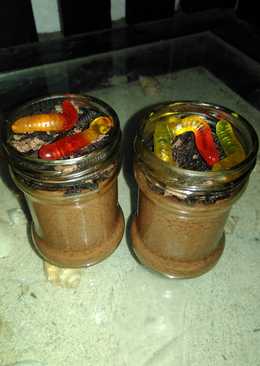 Puding choco worm