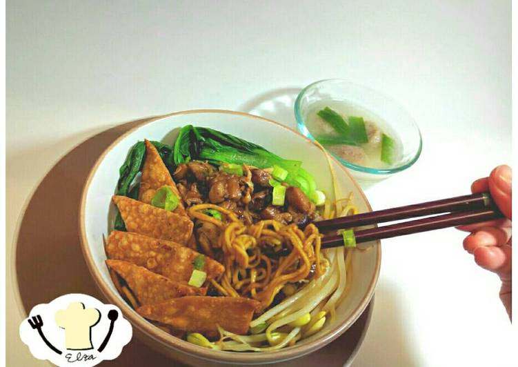 Resep Mie Ayam Jamur (Yamin) Spesial oleh Elza Simple 