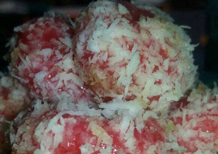 Resep Klepon ketan isi gula merah By Wiwi Haryanto